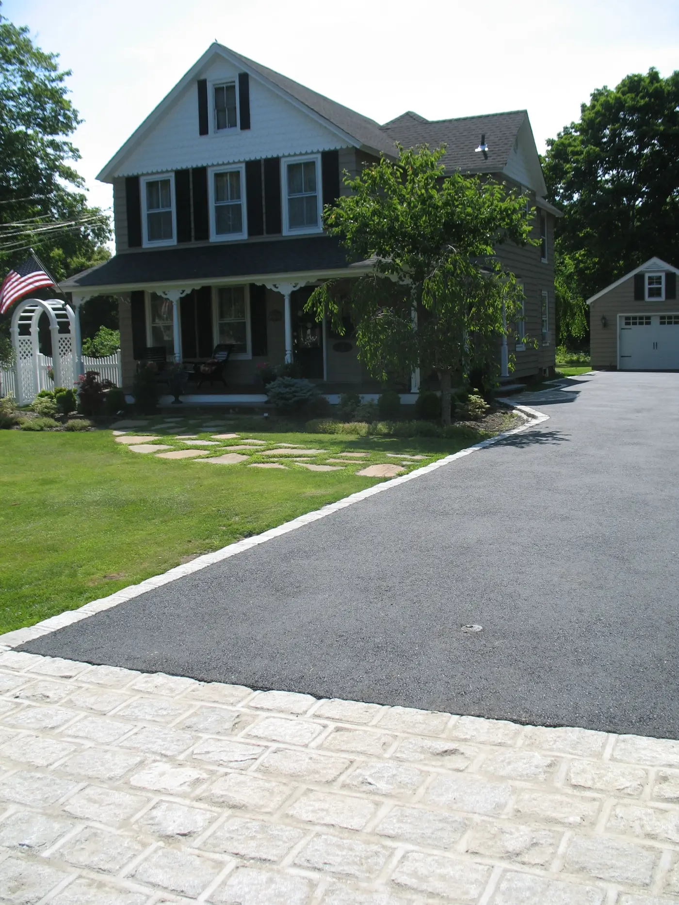 Poolscape and patio installation