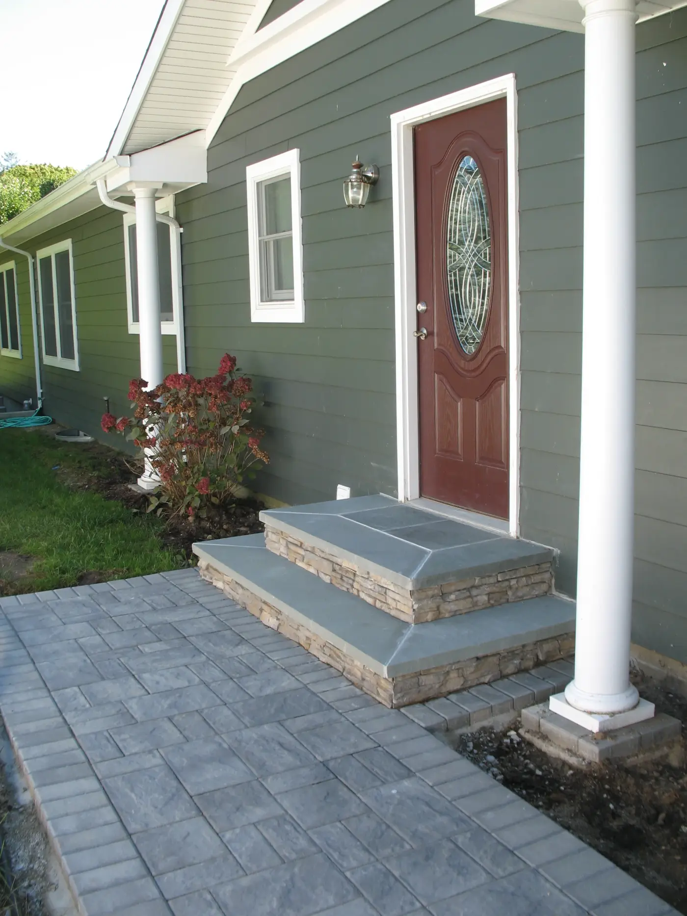 Estate driveway — Cambridge pavers